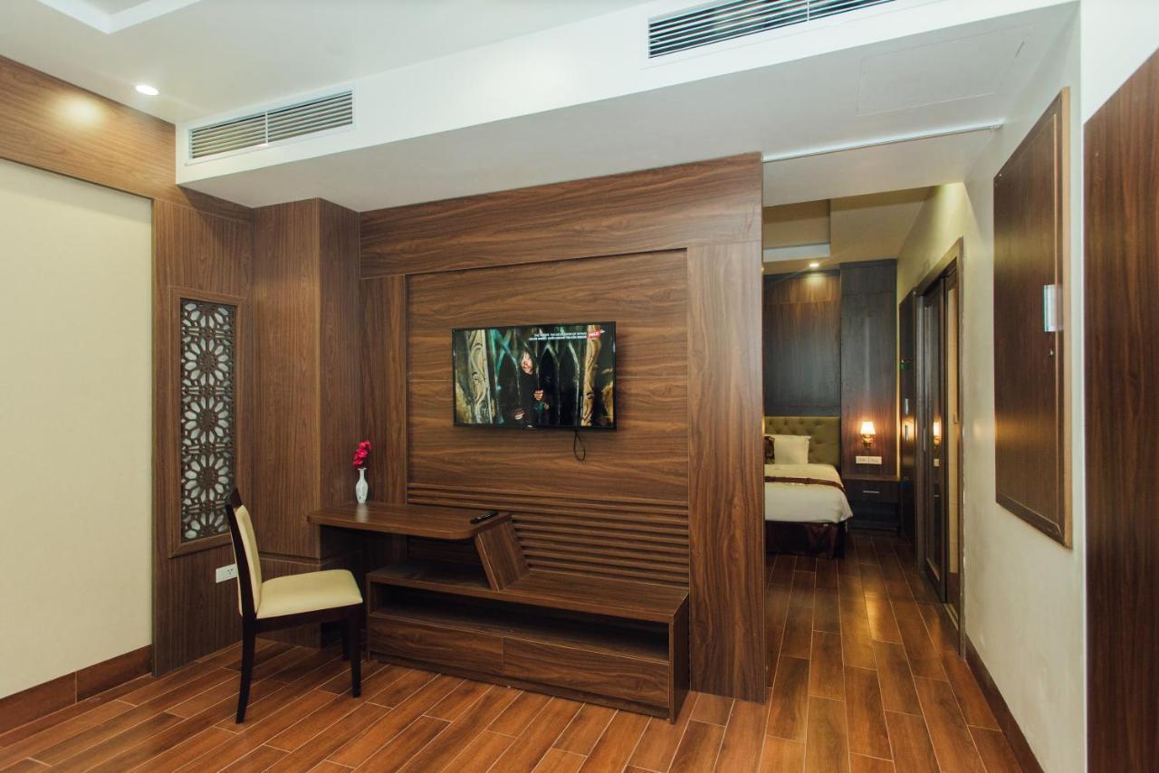 Hung Long Hotel Phủ Từ Sơn Екстериор снимка